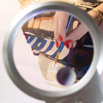 Magnifying Glass With Stand